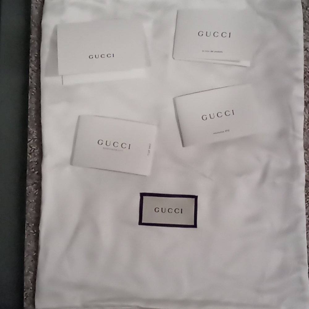 Gucci dust bags . Gucci big box . Gucci small box